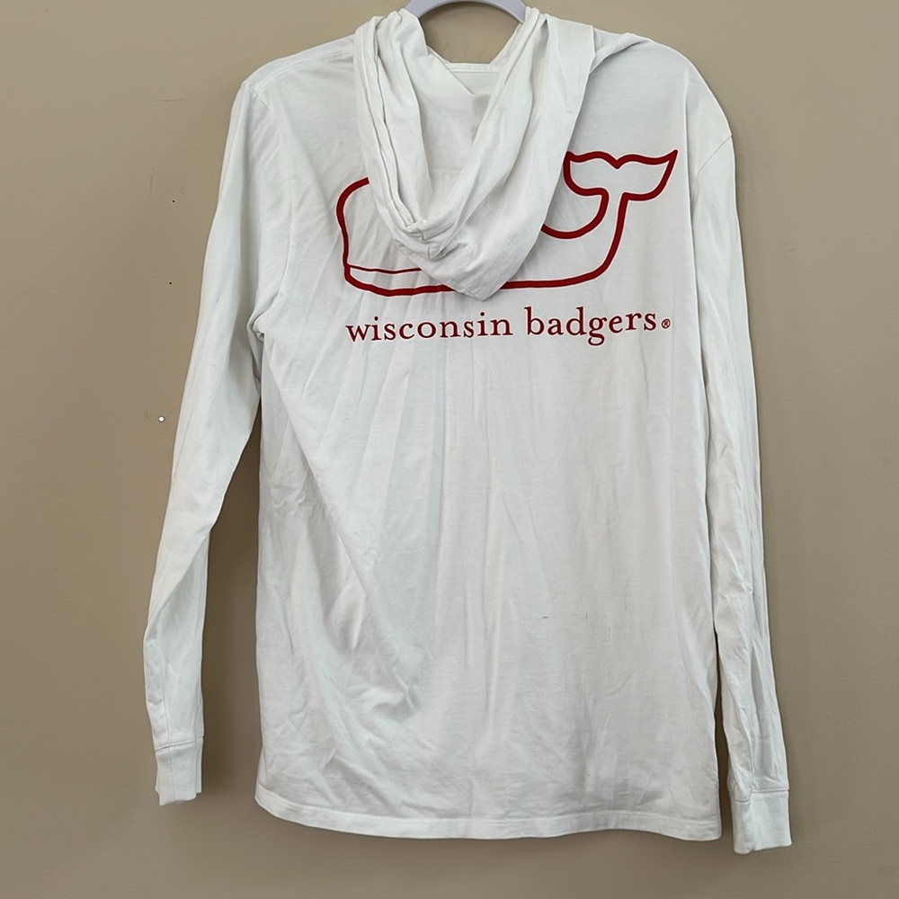 Vineyard Vines Wisconsin Badgers Long Sleeve - Picture 2 of 3